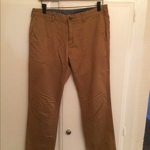 PacSun Bullhead Men’s Khaki Chinos